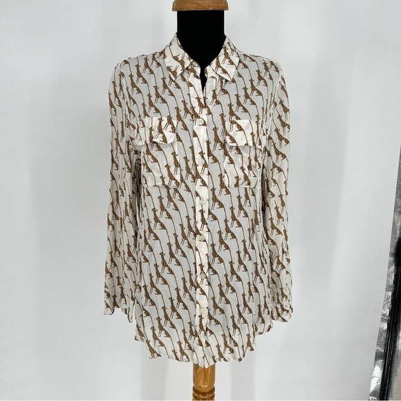 Chicos Whimsy Cheetah Blouse Shirt - Picture 4 of 16